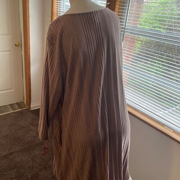 AGB Mauve scoop neck Rib Knit 3/4 sleeves Shift dress, size 3X - Picture 3 of 4